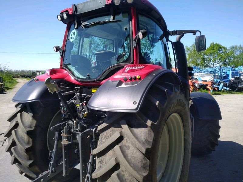 Traktor des Typs Valtra N134 HiTec Unlimited, Gebrauchtmaschine in Liebenwalde (Bild 5)