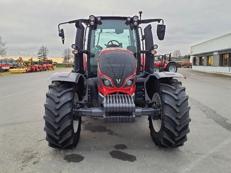 Traktor typu Valtra N134, Gebrauchtmaschine w ANTIGNY (Zdjęcie 3)