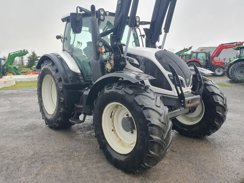 Traktor del tipo Valtra N134, Gebrauchtmaschine en DOMFRONT (Imagen 1)