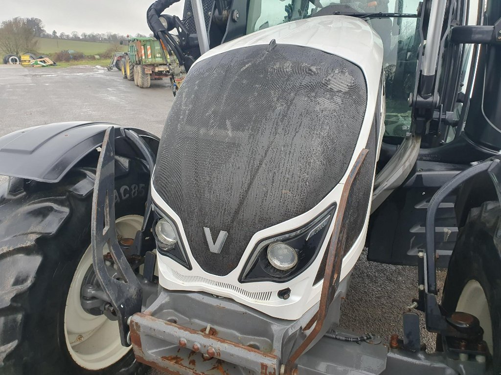 Traktor des Typs Valtra N134, Gebrauchtmaschine in DOMFRONT (Bild 7)