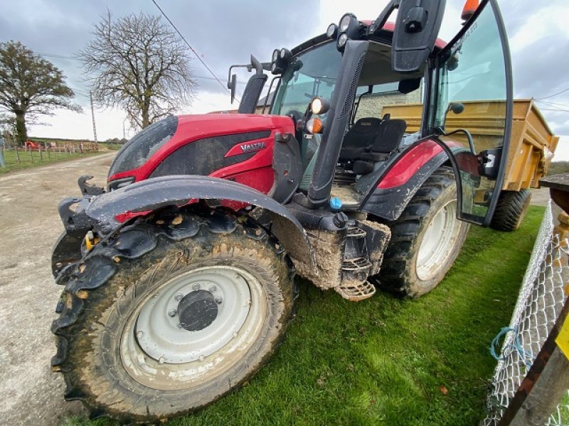 Traktor des Typs Valtra N134, Gebrauchtmaschine in LE PONT CHRETIEN (Bild 4)