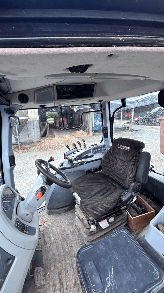 Traktor del tipo Valtra N134, Gebrauchtmaschine In CONDE SUR VIRE (Immagine 2)