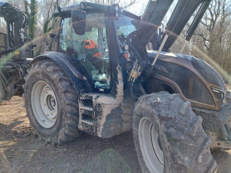 Traktor del tipo Valtra N134A, Gebrauchtmaschine en ANTIGNY (Imagen 9)