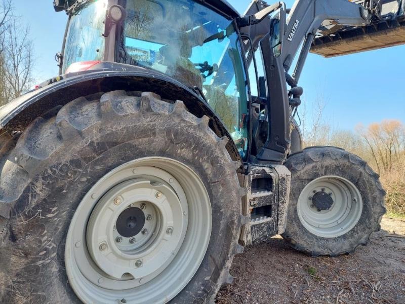 Traktor del tipo Valtra N134A, Gebrauchtmaschine en ANTIGNY (Imagen 4)