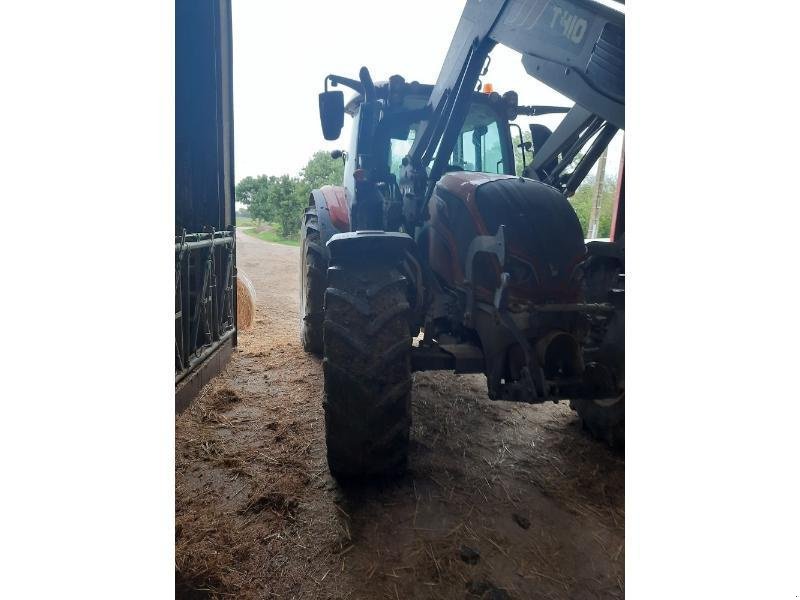 Traktor of the type Valtra N134A, Gebrauchtmaschine in COULONGES SUR L'AUTI