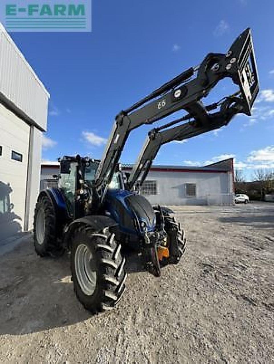 Traktor tip Valtra n134a, Gebrauchtmaschine in MONFERRAN (Poză 1)