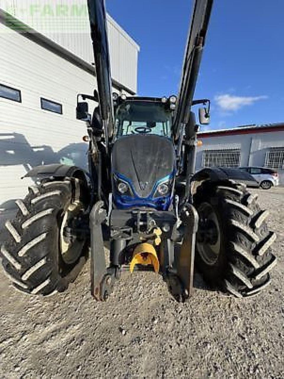 Traktor tip Valtra n134a, Gebrauchtmaschine in MONFERRAN (Poză 2)