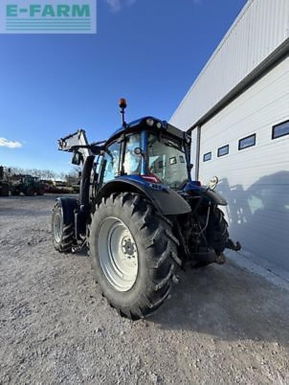 Traktor tip Valtra n134a, Gebrauchtmaschine in MONFERRAN (Poză 4)