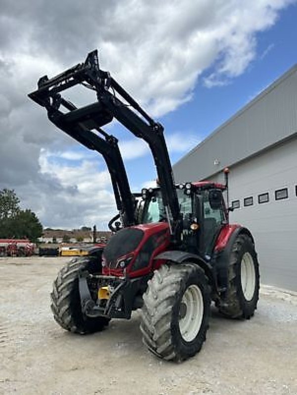 Traktor van het type Valtra N134A, Gebrauchtmaschine in Revel (Foto 2)