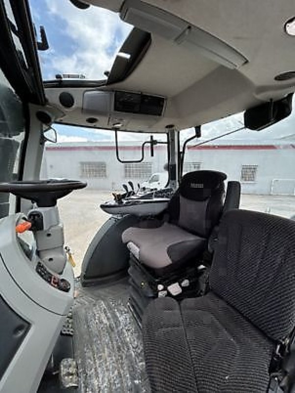 Traktor van het type Valtra N134A, Gebrauchtmaschine in Revel (Foto 8)