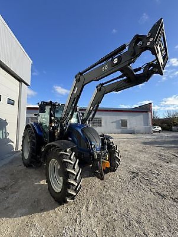 Traktor tipa Valtra N134A, Gebrauchtmaschine u Revel (Slika 1)