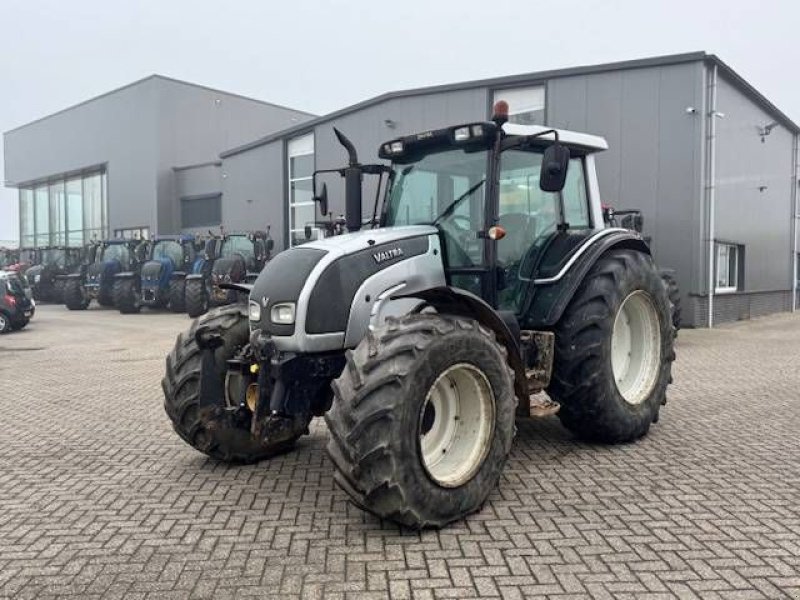 Traktor tip Valtra N141 hitech, Fronthef, Frontpto, Gebrauchtmaschine in Marknesse (Poză 1)