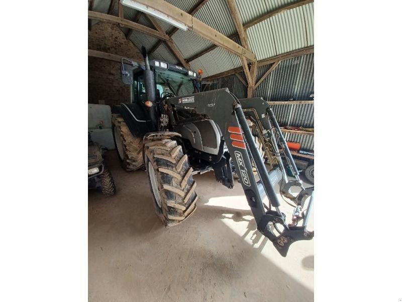 Traktor tipa Valtra N141, Gebrauchtmaschine u CHATEAUBRIANT CEDEX (Slika 2)