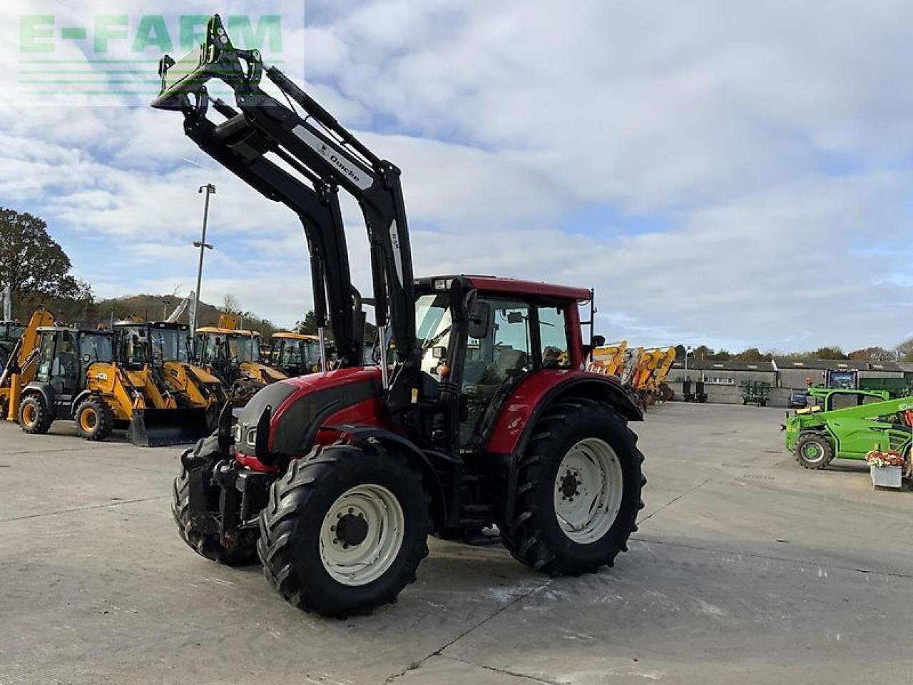 Traktor типа Valtra n142 tractor (st21486), Gebrauchtmaschine в SHAFTESBURY (Фотография 4)