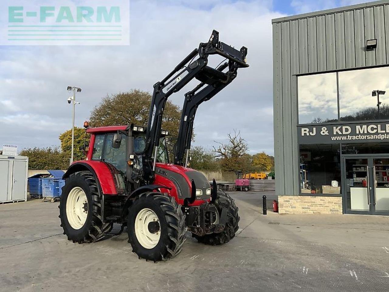 Traktor типа Valtra n142 tractor (st21486), Gebrauchtmaschine в SHAFTESBURY (Фотография 7)