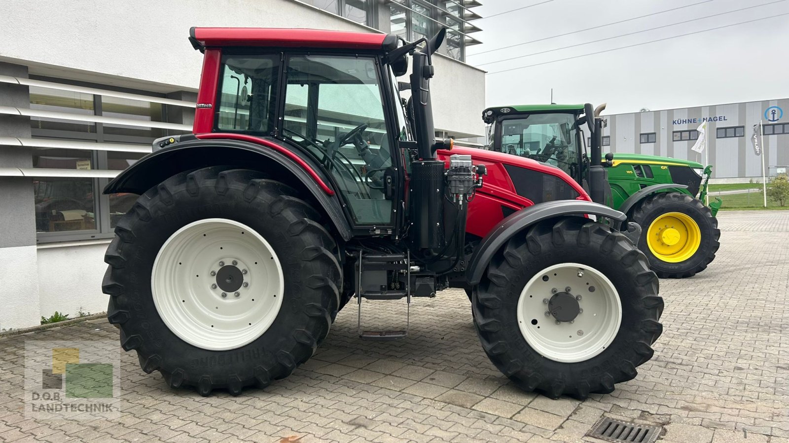 Traktor типа Valtra N143, Gebrauchtmaschine в Regensburg (Фотография 7)