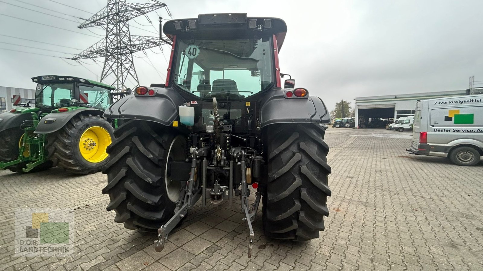 Traktor типа Valtra N143, Gebrauchtmaschine в Regensburg (Фотография 8)