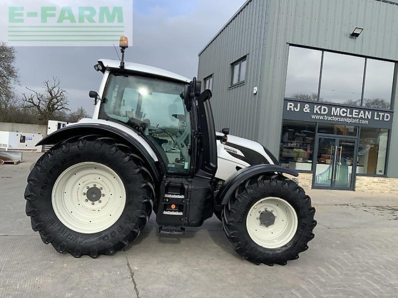 Traktor del tipo Valtra n154 active tractor (st22245), Gebrauchtmaschine en SHAFTESBURY (Imagen 1)