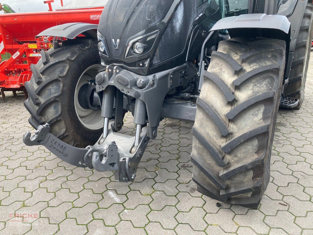 Traktor Türe ait Valtra N154, Neumaschine içinde Bockel - Gyhum (resim 2)