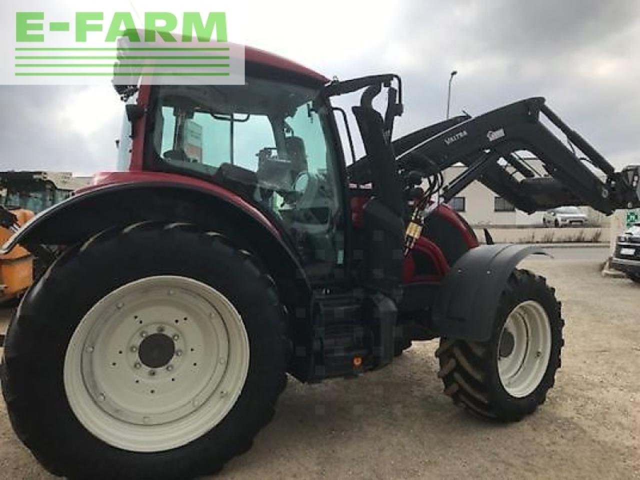 Traktor del tipo Valtra n154d, Gebrauchtmaschine en MONFERRAN (Imagen 5)