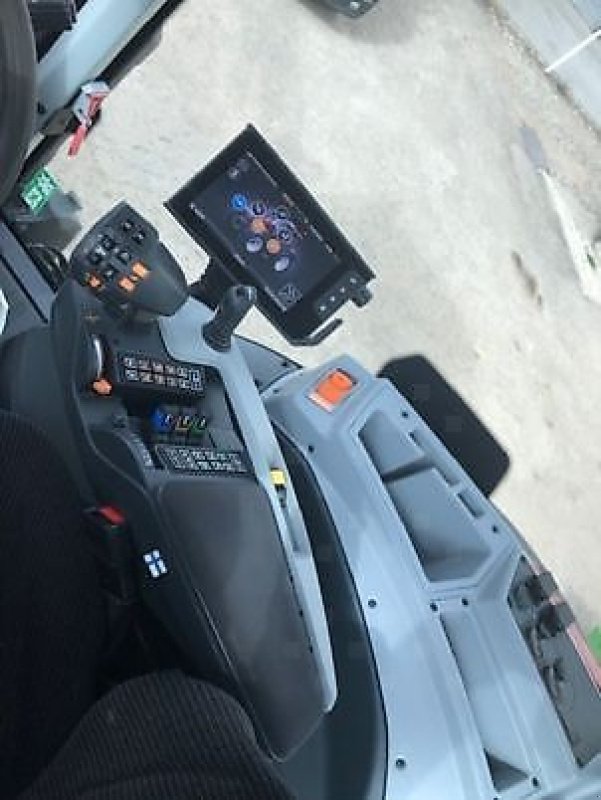 Traktor от тип Valtra N154D, Gebrauchtmaschine в Revel (Снимка 10)