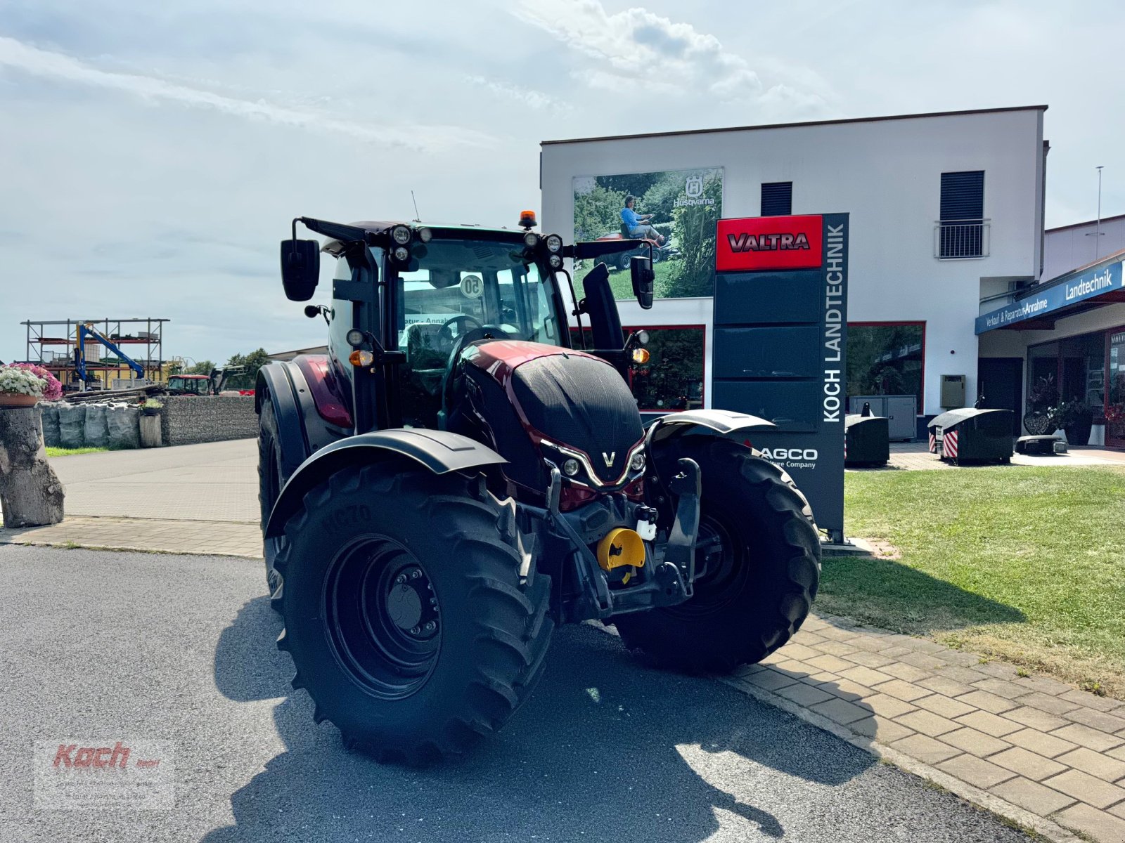 Traktor des Typs Valtra N155 A, Neumaschine in Neumarkt / Pölling (Bild 1)