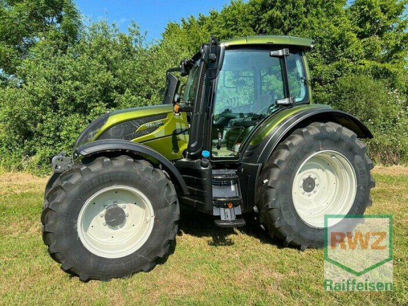 Traktor van het type Valtra N155 Active E, Ausstellungsmaschine in Prüm (Foto 1)