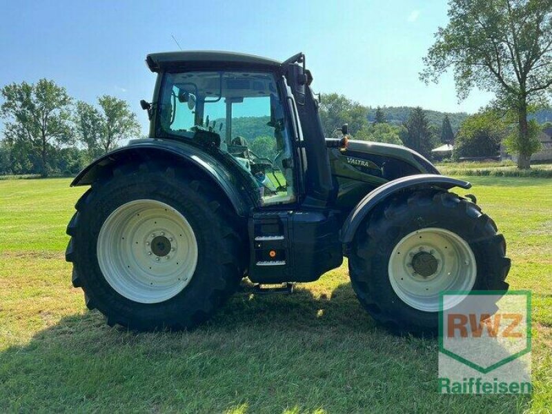 Traktor of the type Valtra N155 Active E, Ausstellungsmaschine in Prüm (Picture 5)