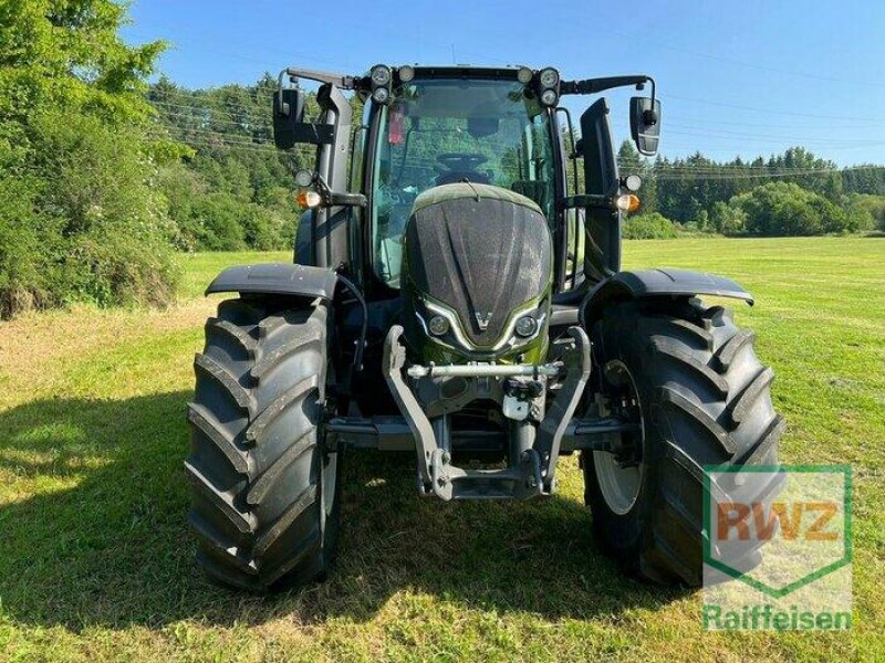 Traktor des Typs Valtra N155 Active E, Ausstellungsmaschine in Prüm (Bild 3)