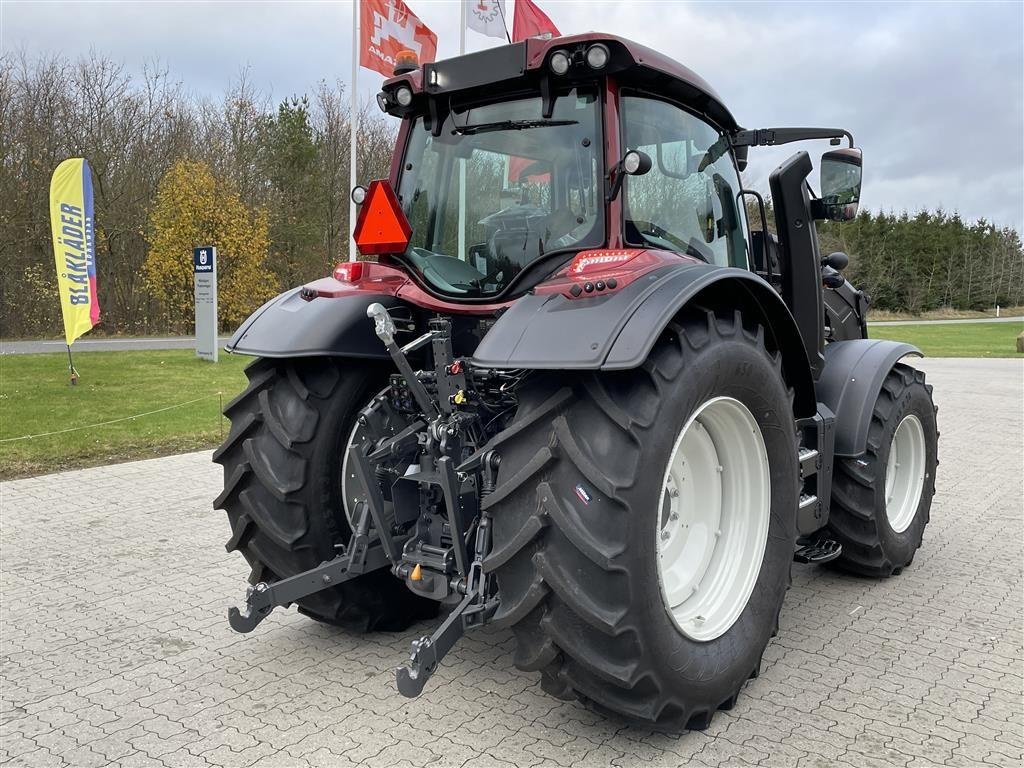 Traktor typu Valtra N155 Aktiv, Gebrauchtmaschine w Nimtofte (Zdjęcie 3)