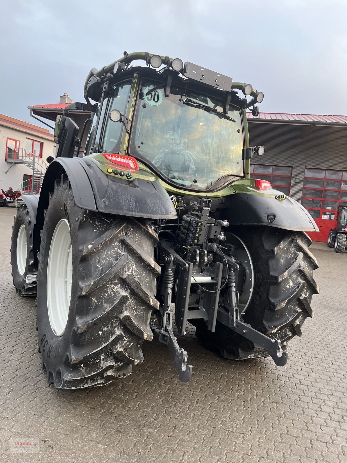 Traktor a típus Valtra N155 D Forst m. Rüfa und Forstkabine, Neumaschine ekkor: Mainburg/Wambach (Kép 5)