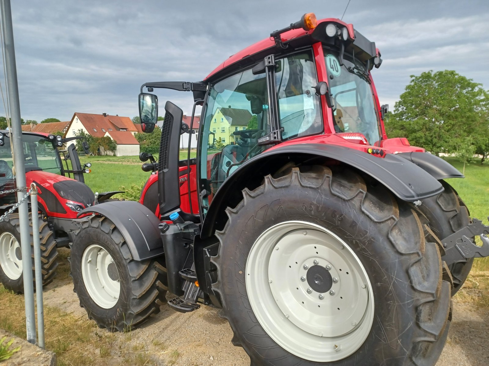 Traktor του τύπου Valtra N155 E A, Neumaschine σε Uffenheim (Φωτογραφία 2)