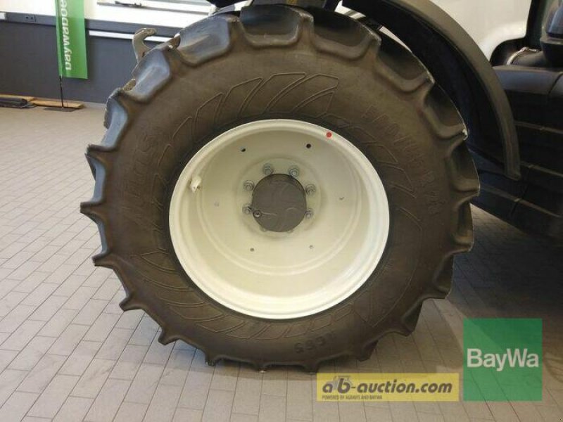 Traktor van het type Valtra N155 EA, Gebrauchtmaschine in Manching (Foto 4)