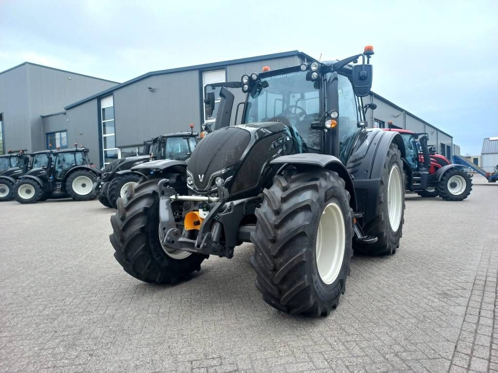 Traktor of the type Valtra N155 Ecopower Direct Smart Touch!, Gebrauchtmaschine in Marknesse (Picture 2)