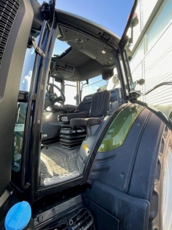 Traktor типа Valtra N155 Versu Smart Touch, Gebrauchtmaschine в Roermond (Фотография 8)