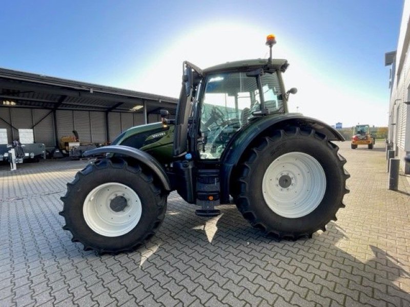 Traktor typu Valtra N155 Versu Smart Touch, Gebrauchtmaschine v Roermond (Obrázok 1)