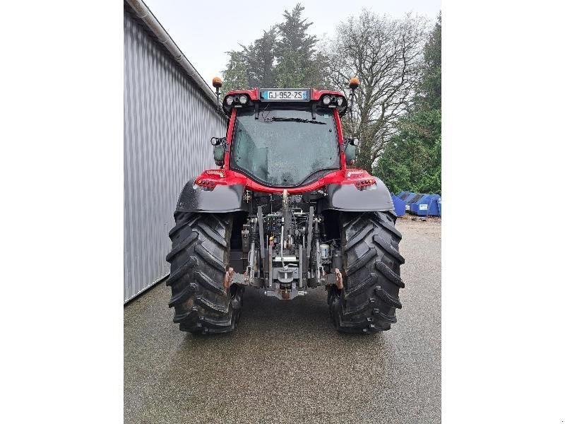 Traktor van het type Valtra N155, Gebrauchtmaschine in PLUMELEC (Foto 5)