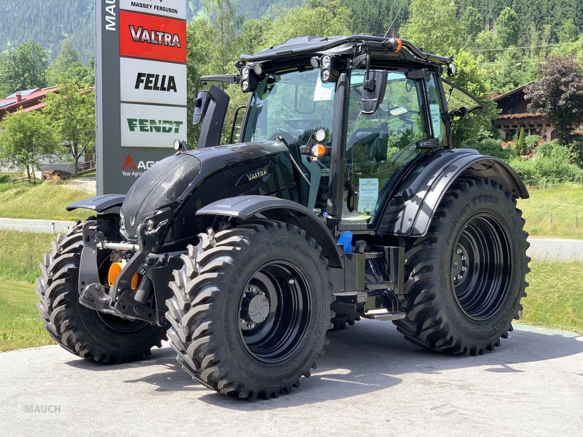 Traktor от тип Valtra N155e Active Forst, Neumaschine в Eben (Снимка 2)