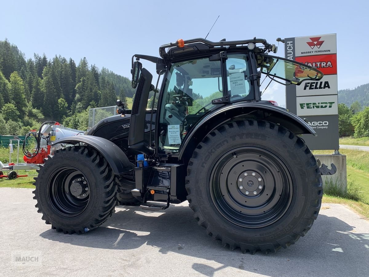 Traktor от тип Valtra N155e Active Forst, Neumaschine в Eben (Снимка 13)