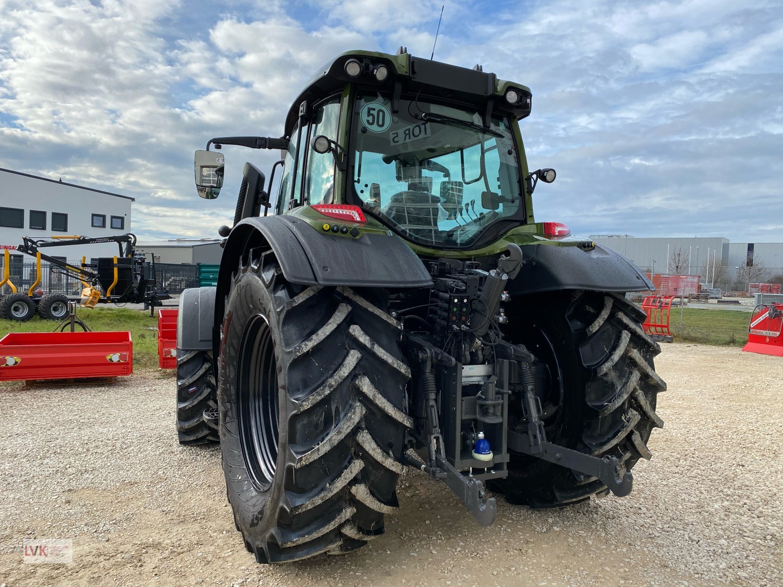 Traktor des Typs Valtra N155e Active, Neumaschine in Weißenburg (Bild 4)