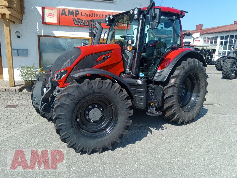 Traktor del tipo Valtra N155e Active, Gebrauchtmaschine en Teising