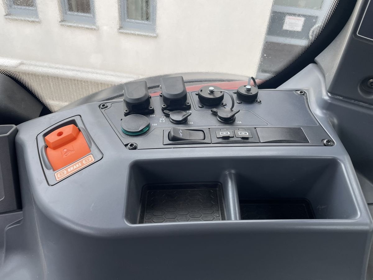 Traktor del tipo Valtra N155e Direct, Gebrauchtmaschine en Harmannsdorf-Rückersdorf (Imagen 5)