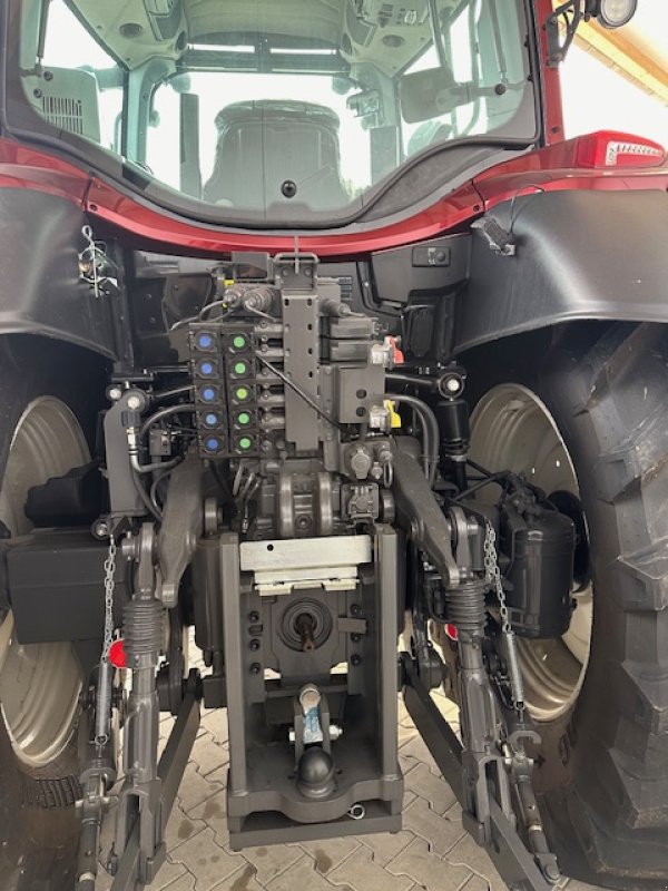 Traktor typu Valtra N155ED, Neumaschine v Rain (Obrázok 4)