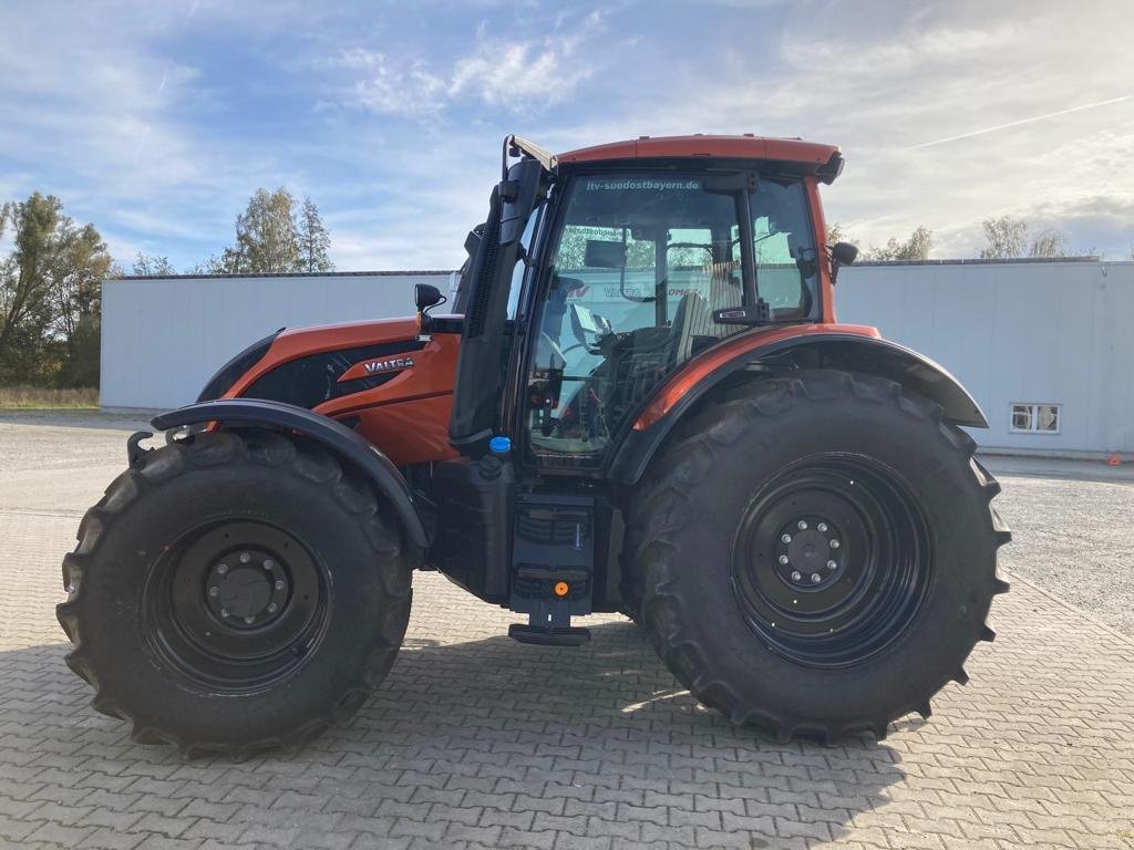 Traktor του τύπου Valtra N155ED, Gebrauchtmaschine σε Hohenthann (Φωτογραφία 2)