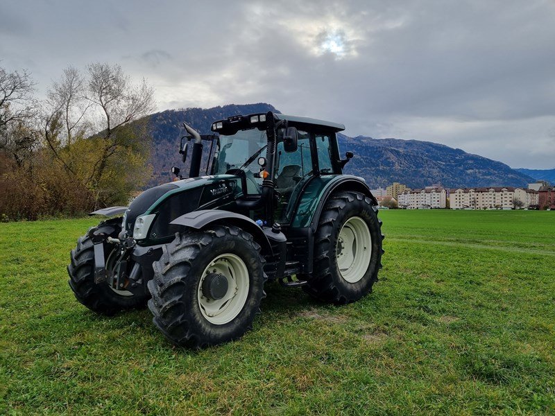 Traktor typu Valtra N163 Versu AC15.32 Traktor, Gebrauchtmaschine v Chur (Obrázok 2)