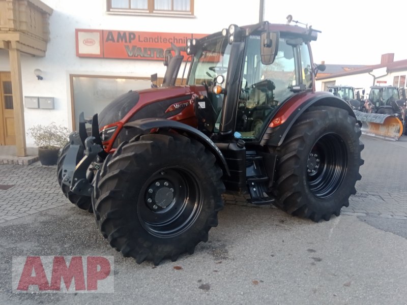 Traktor des Typs Valtra N174 A, Gebrauchtmaschine in Teising