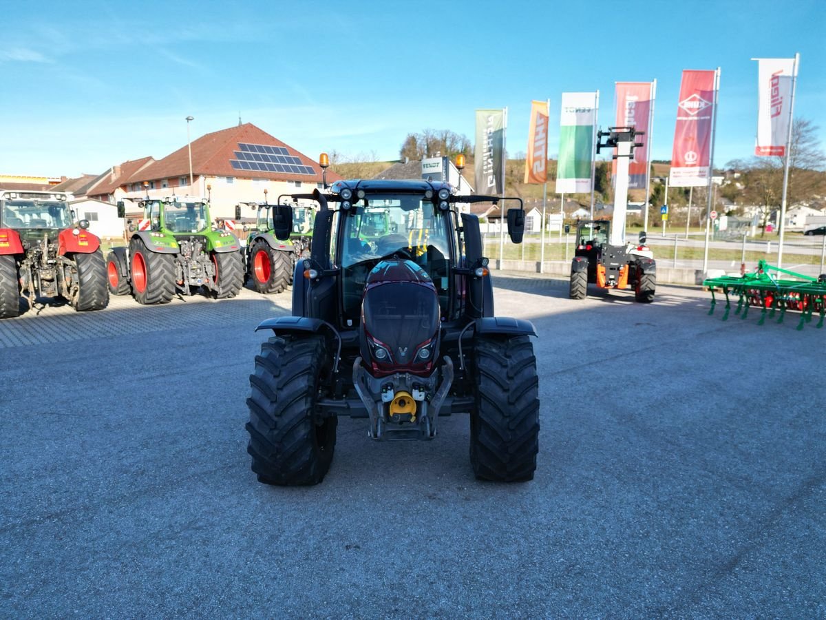 Traktor typu Valtra N174 Active (Stufe V), Gebrauchtmaschine w Saxen (Zdjęcie 4)