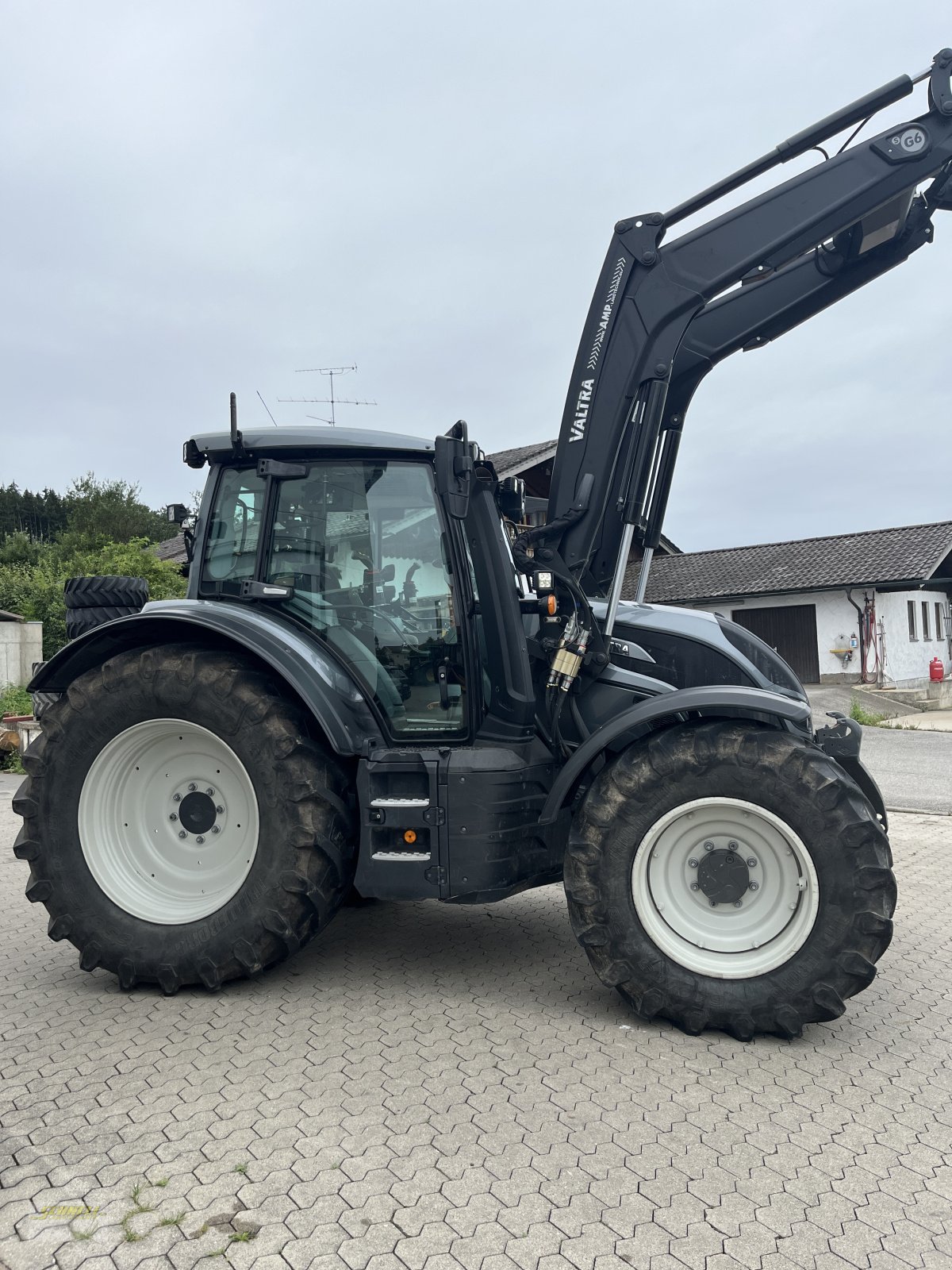 Traktor typu Valtra N174 D, Gebrauchtmaschine w Söchtenau (Zdjęcie 5)