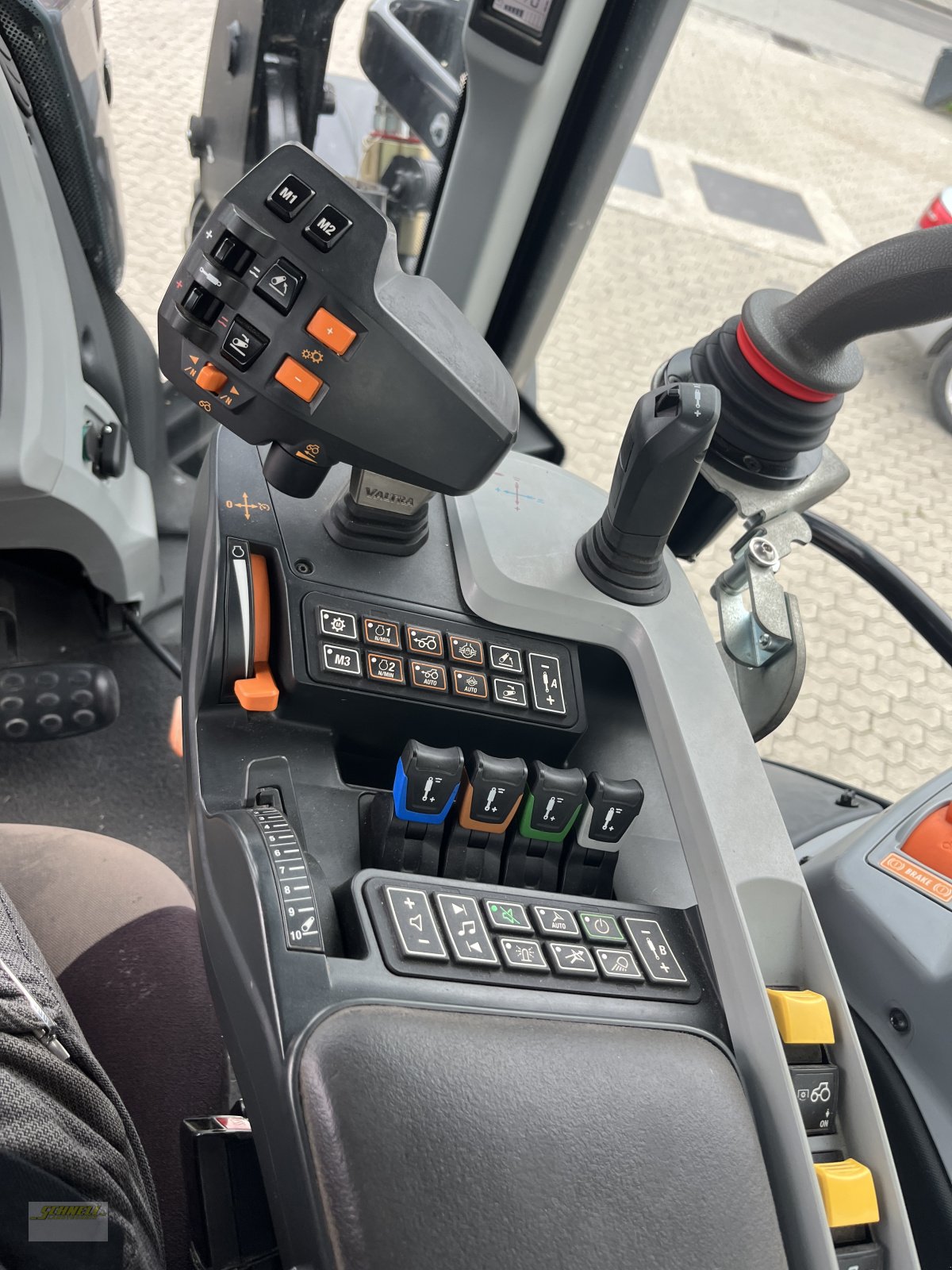 Traktor Türe ait Valtra N174 D, Gebrauchtmaschine içinde Söchtenau (resim 16)