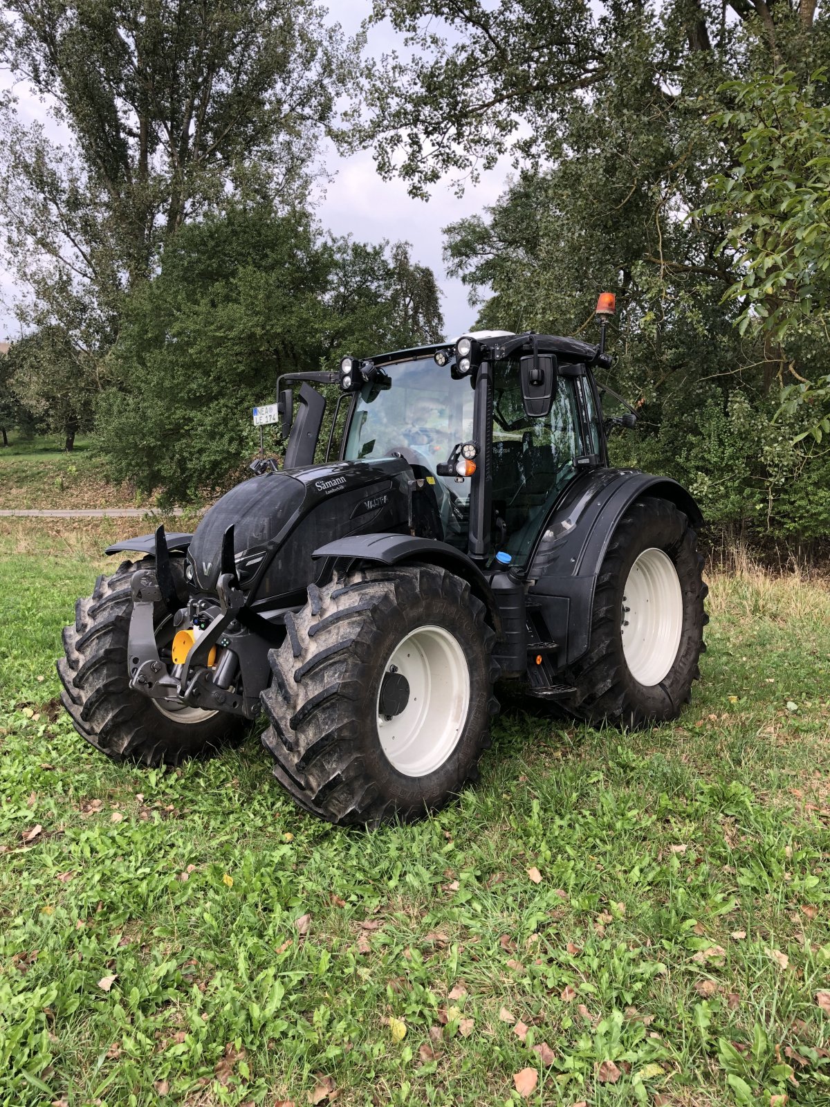 Traktor tip Valtra N174 D, Gebrauchtmaschine in Bad Windsheim (Poză 1)